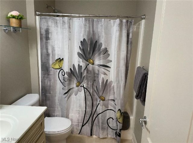 170 Sandy Court 11, New Middletown, OH 44442