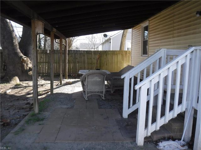 34 Mac Alva DR, Hampton, VA 23669