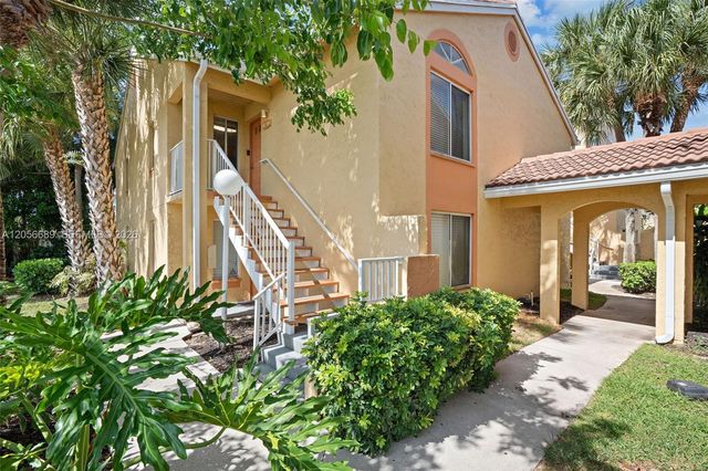 927 Coral Club Dr 927, Coral Springs, FL 33071