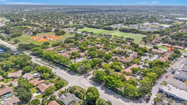 927 Coral Club Dr 927, Coral Springs, FL 33071