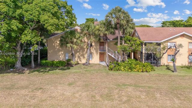 927 Coral Club Dr 927, Coral Springs, FL 33071