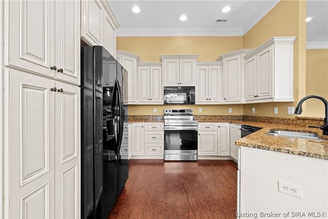 3006 Savannah Lane, New Albany, IN 47150