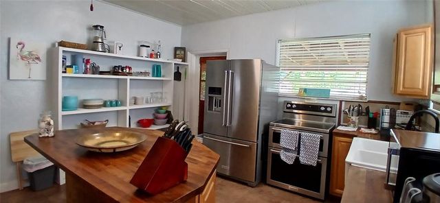 1209 BAY PALM BOULEVARD, Indian Rocks Beach, FL 33785