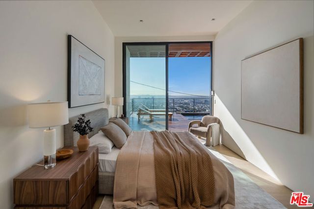 1525 Marlay Drive, Los Angeles, CA 90069