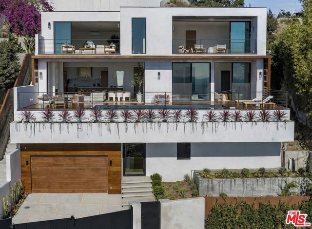 1525 Marlay Drive, Los Angeles, CA 90069