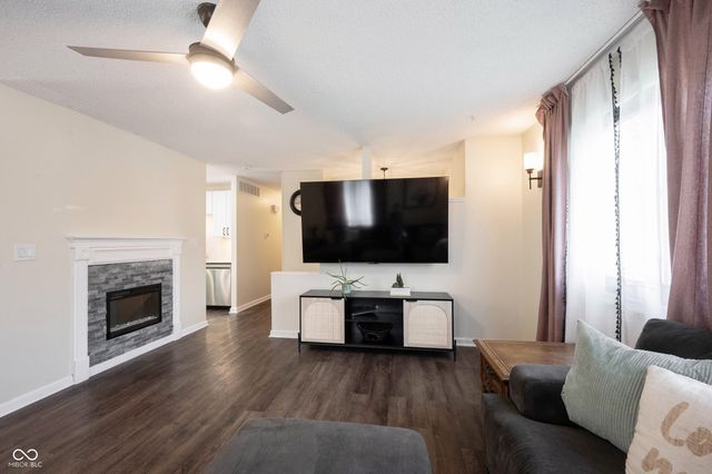 11507 Hartford Lane, Fishers, IN 46038