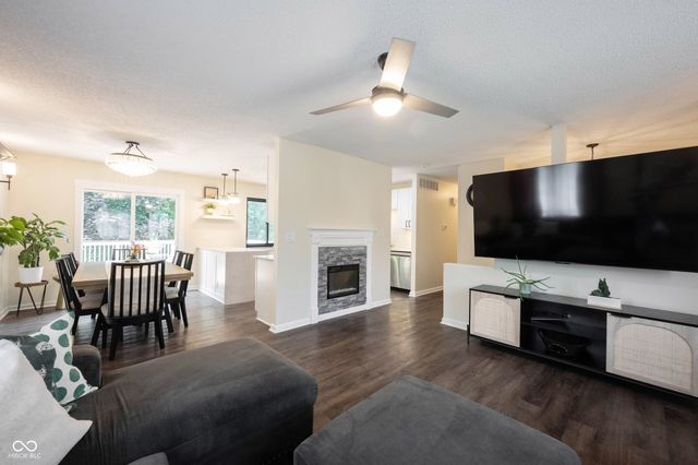 11507 Hartford Lane, Fishers, IN 46038