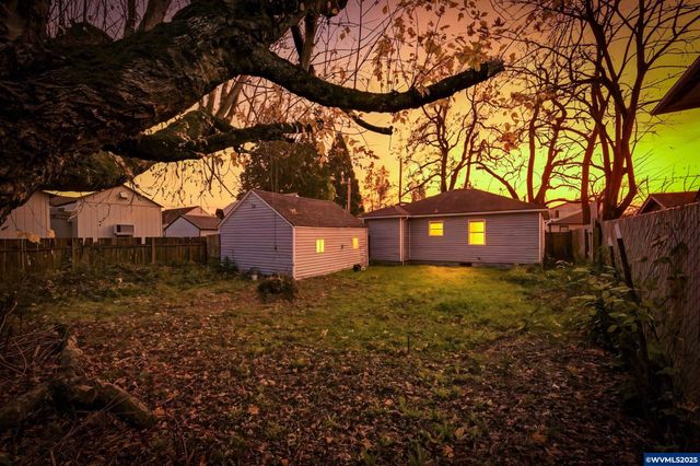 4075 Earle Av NE, Salem, OR 97301