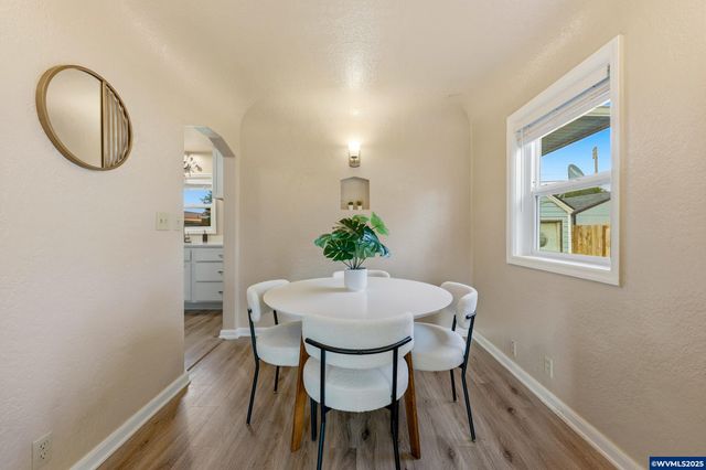 4075 Earle Av NE, Salem, OR 97301