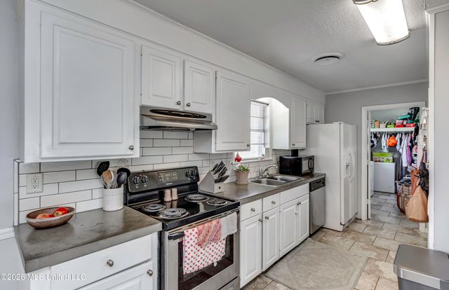 3314 Dawn Drive, Pearl, MS 39208