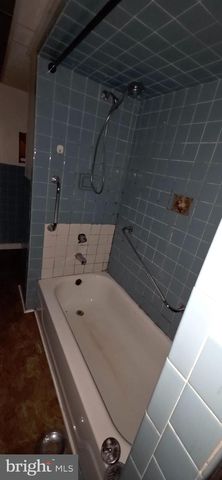 1713 WOLF ST, Philadelphia, PA 19145