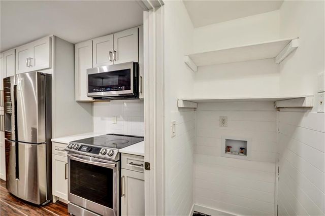501 Granville Court, Atlanta, GA 30328