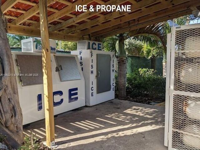 325 Calusa St lot 333, Key Largo, FL 33037