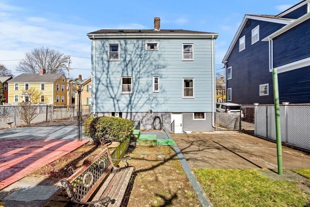 7 Oliver Street, Salem, MA 01970