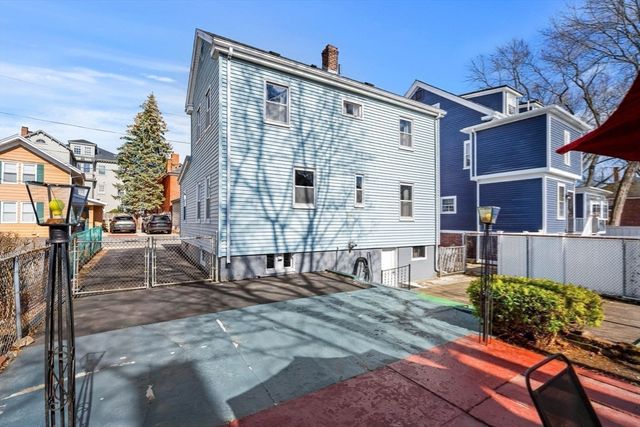 7 Oliver Street, Salem, MA 01970