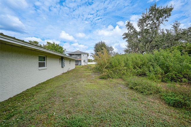 2900 VASCO STREET A and B, Punta Gorda, FL 33950