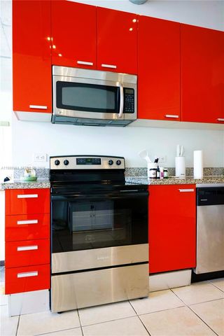 2100 Van Buren St 319, Hollywood, FL 33020