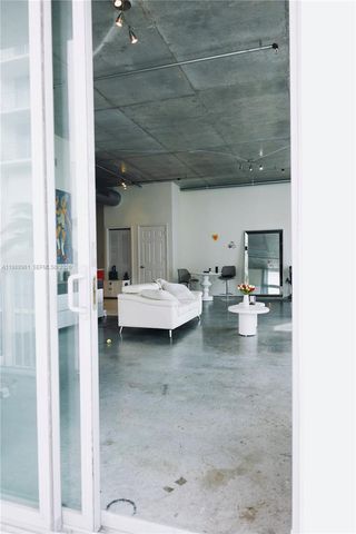 2100 Van Buren St 319, Hollywood, FL 33020