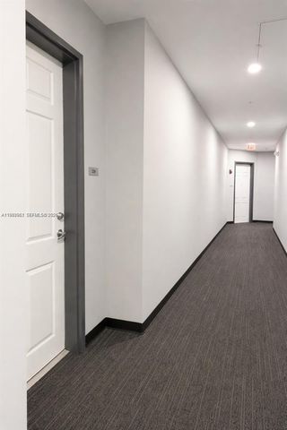 2100 Van Buren St 319, Hollywood, FL 33020