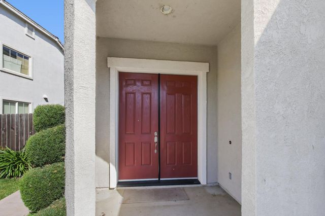 2625 Malibu Ct, West Sacramento, CA 95691