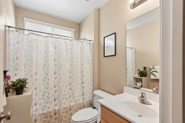 2625 Malibu Ct, West Sacramento, CA 95691