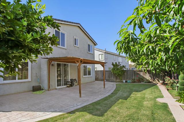 2625 Malibu Ct, West Sacramento, CA 95691