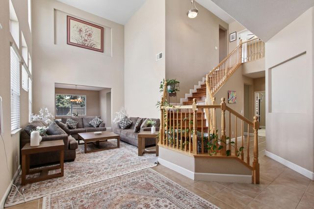 2625 Malibu Ct, West Sacramento, CA 95691