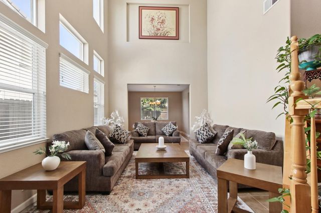 2625 Malibu Ct, West Sacramento, CA 95691