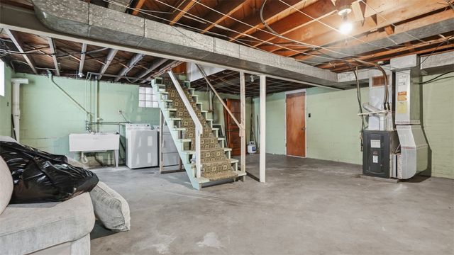 900 Mccleary St, Mckeesport, PA 15132