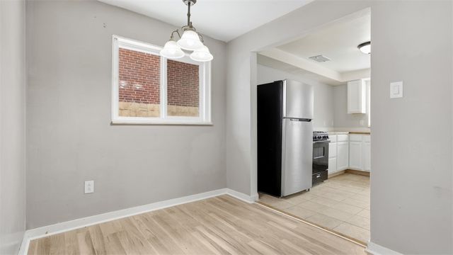 900 Mccleary St, Mckeesport, PA 15132