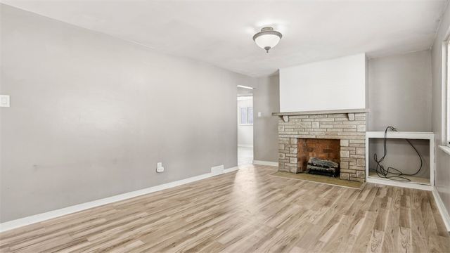 900 Mccleary St, Mckeesport, PA 15132