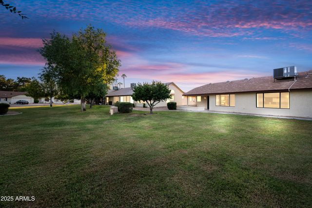 19611 N TRAIL RIDGE Drive, Sun City West, AZ 85375