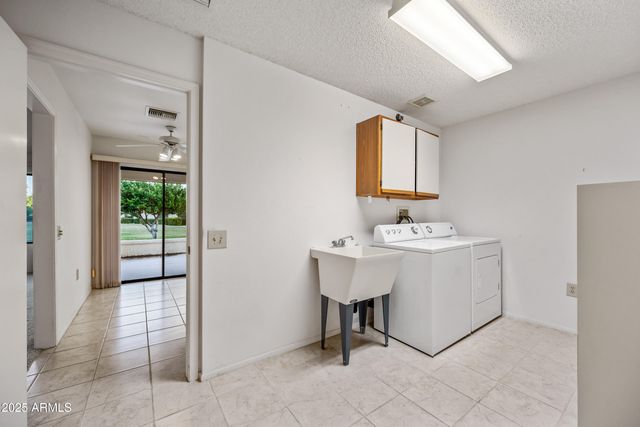 19611 N TRAIL RIDGE Drive, Sun City West, AZ 85375