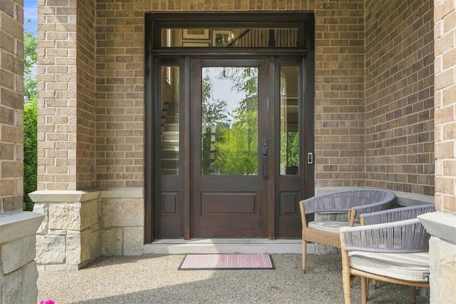 1215 Manchester Road, Birmingham, MI 48009