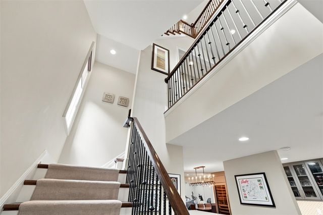 1215 Manchester Road, Birmingham, MI 48009