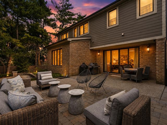 1215 Manchester Road, Birmingham, MI 48009