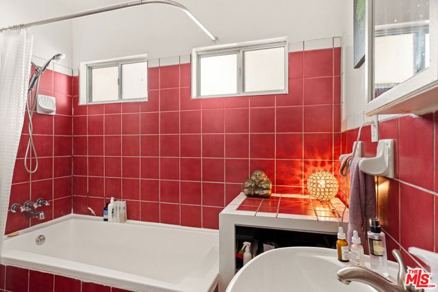 2431 20th Street, Santa Monica, CA 90405