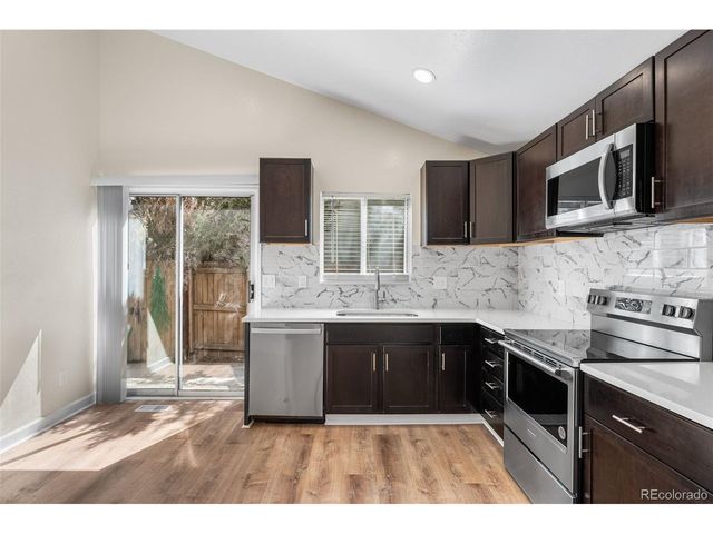4832 S Genoa St, Centennial, CO 80015