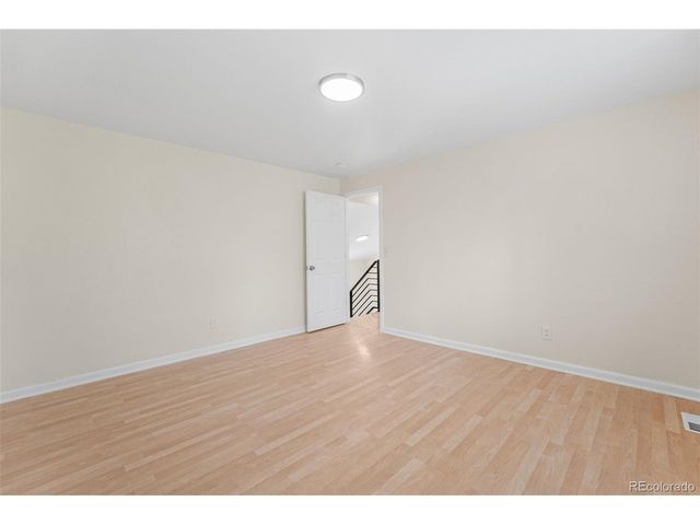 4832 S Genoa St, Centennial, CO 80015