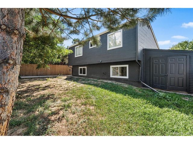 4832 S Genoa St, Centennial, CO 80015