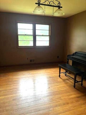 2221 TONGA DR, Fort Washington, MD 20744