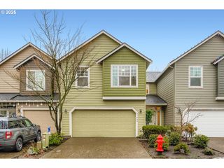 21868 Ne HEARTWOOD Cir, Fairview, OR 97024