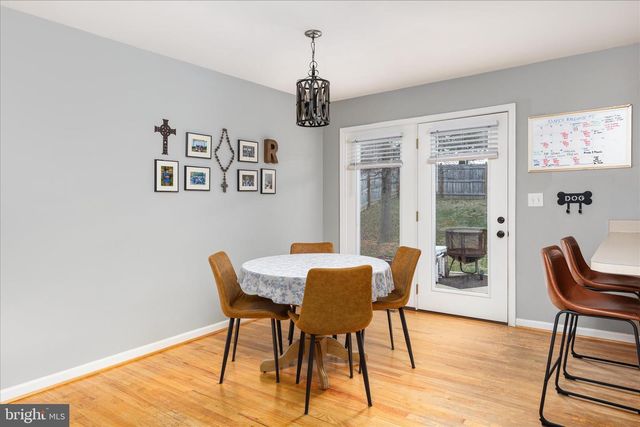 1112 ASHBY ST, Front Royal, VA 22630