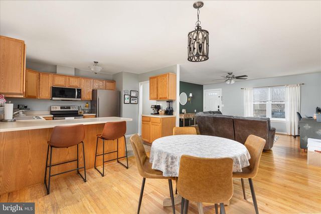 1112 ASHBY ST, Front Royal, VA 22630