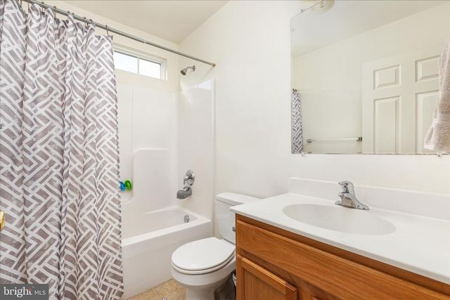 1112 ASHBY ST, Front Royal, VA 22630