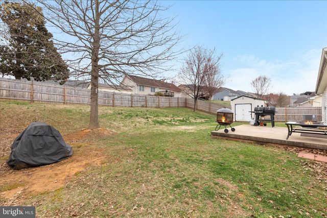 1112 ASHBY ST, Front Royal, VA 22630