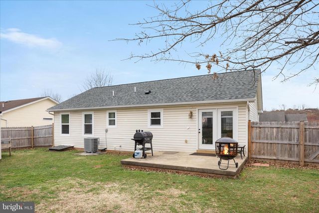 1112 ASHBY ST, Front Royal, VA 22630