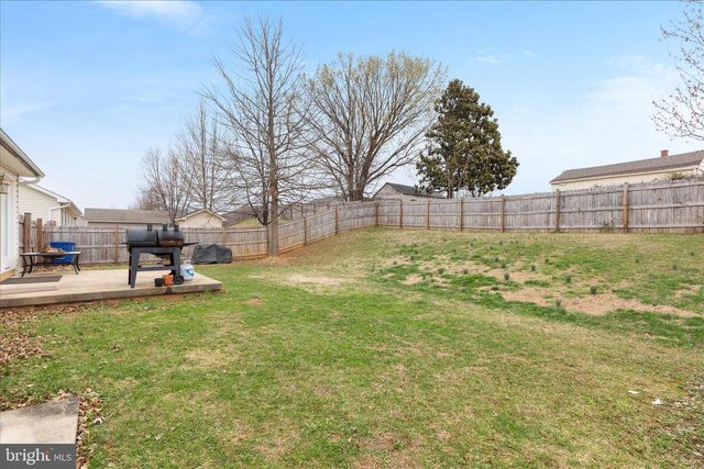 1112 ASHBY ST, Front Royal, VA 22630