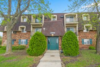 17975 Huntleigh Court 301, Country Club Hills, IL 60478