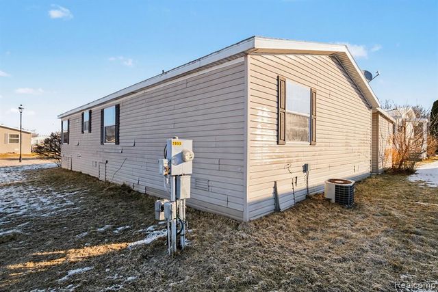 2055 Cedar Circle, Clio, MI 48420